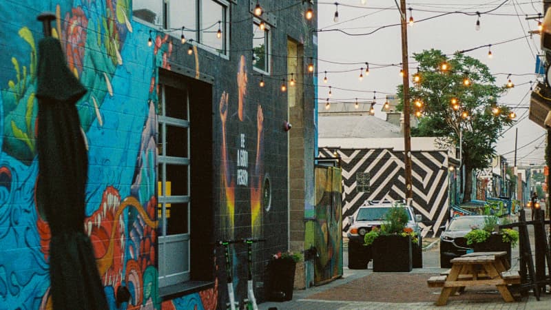 River North District Alleyway